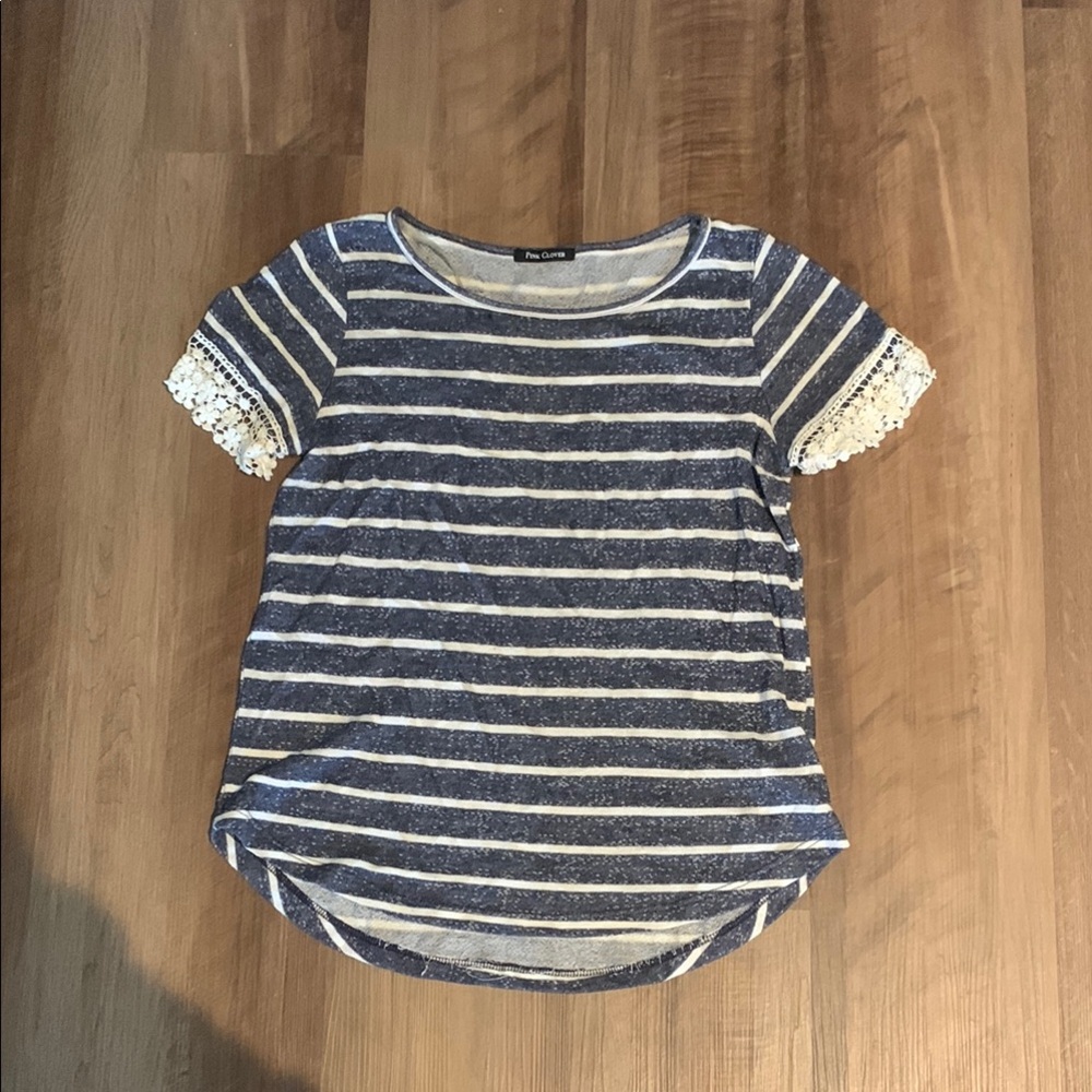 Women’s Blue and White Striped Top with Lace Sleeves Size Small